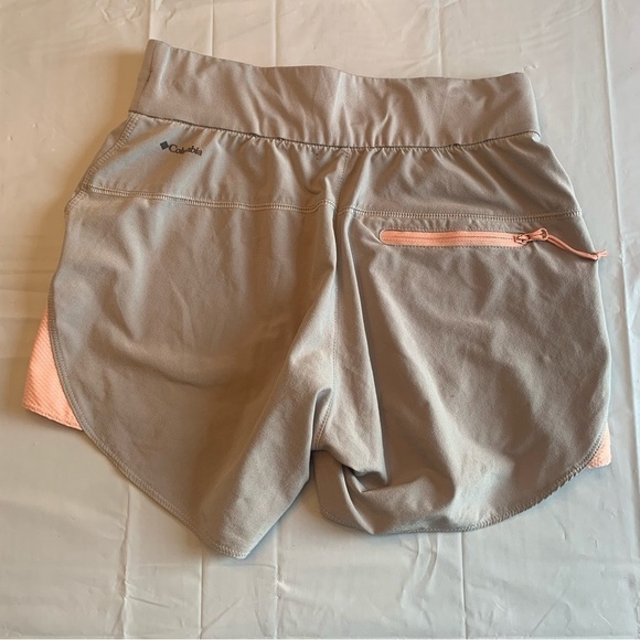 🩳Columbia Sports Shorts - Grey  and Pink, Women’s Size XS🩳 - Picture 2 of 5
